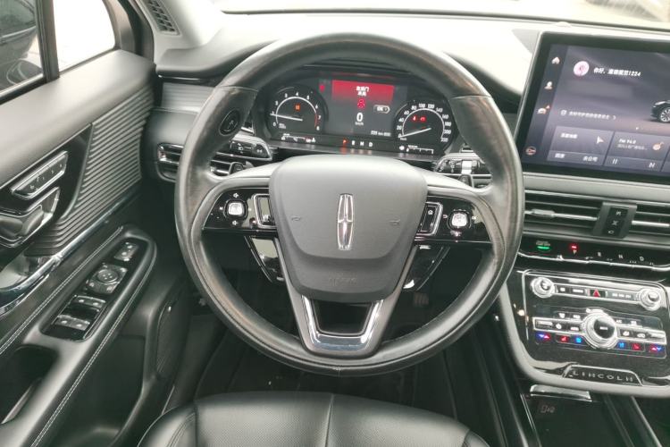 Used Lincoln Corsair 2020 2.0T Two-Wheel Drive Luxury Edition
