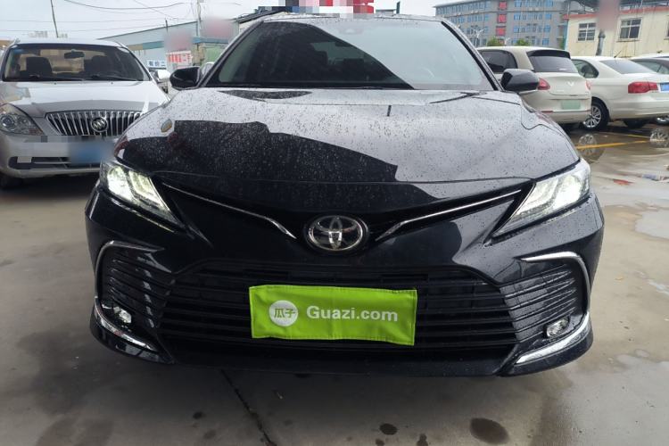 Used Toyota Camry 2021 2.0G Luxury Edition
