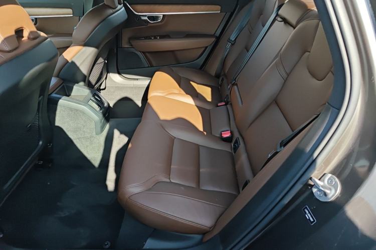 Used Volvo S90 2024 B5 Zhiyi Luxury Edition