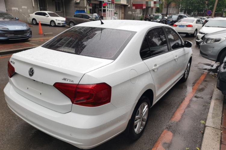 Used Volkswagen Jetta 2019 Dream Edition 1.4L Manual Fashion Version
