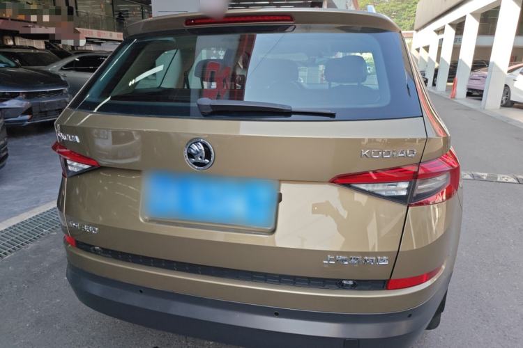 Used Skoda Kodiaq 2018 Facelifted TSI330 5-Seater Two-Wheel-Drive Comfort Edition
