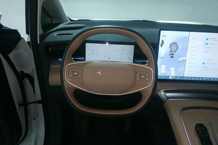 Used XPeng X9 2025 740 Ultra-Long Range Max