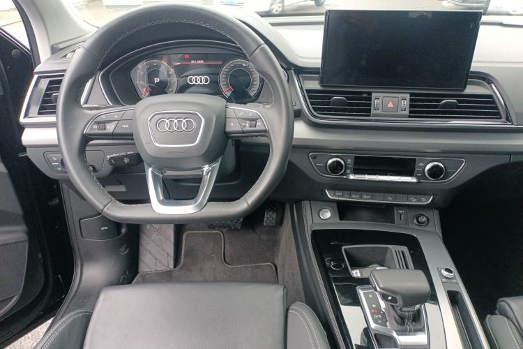 Used Audi Q5L 2021 40 TFSI Fashion Dynamic Model
