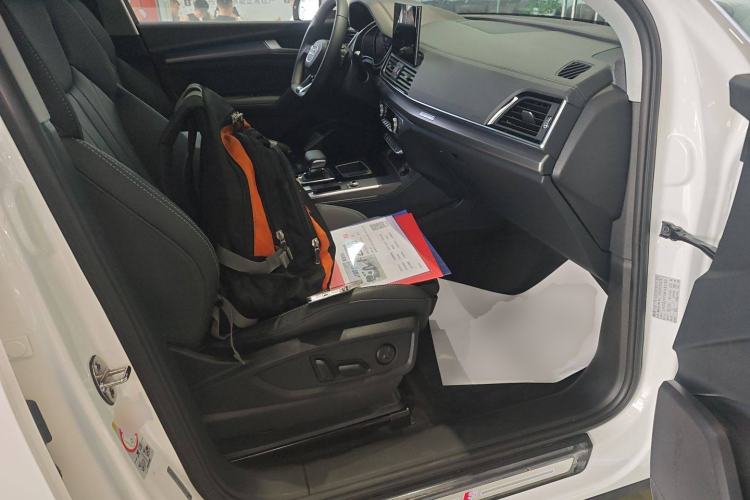 Used Audi Q5L 2022 40T Luxury Dynamic Model