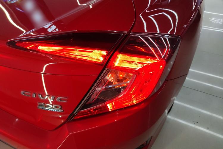 Used Honda Civic 2016 220TURBO CVT Luxury Edition
