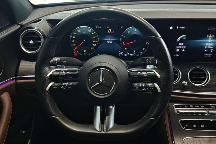 Used Mercedes-Benz E-Class 2021 Restyled E 300 L Sporty and Stylish Edition
