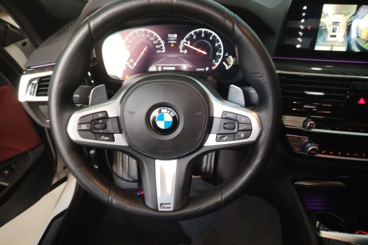 Used BMW 5 Series 2019 Facelifted 530Li Leading Edition M Sport Package
