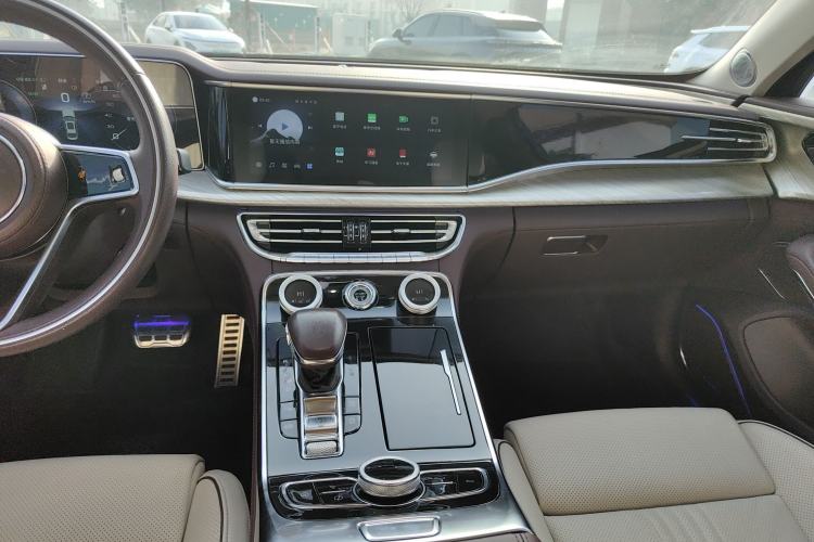 Used Hongqi H9 2020 2.0T Smart Connect Flagship Edition
