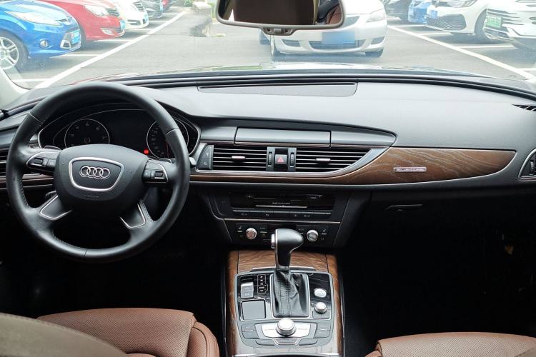 Used Audi A6L 2014 35 FSI quattro Luxury Model
