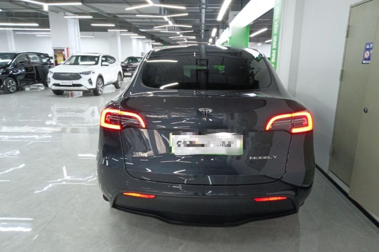Used Tesla Model Y 2024 Rear-Wheel-Drive Version
