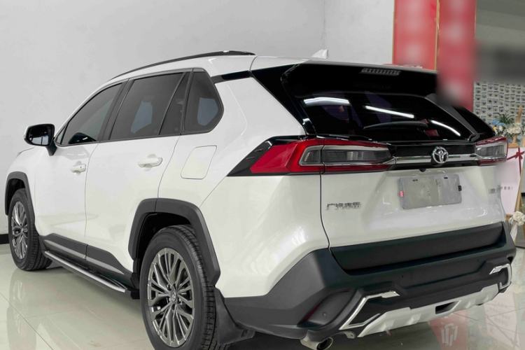 Used Toyota Wildlander 2022 2.0L CVT Two-Wheel Drive Luxury PLUS Edition