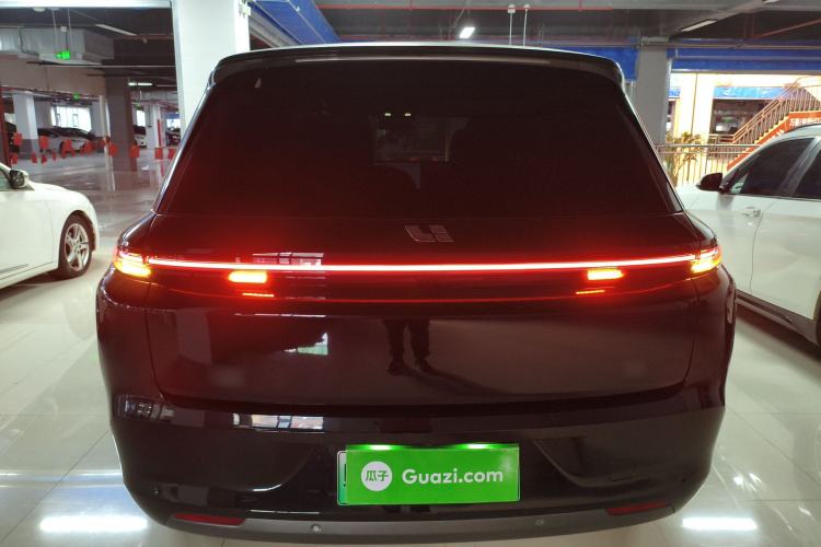 Used Li Auto L8 2024 PRO Model
