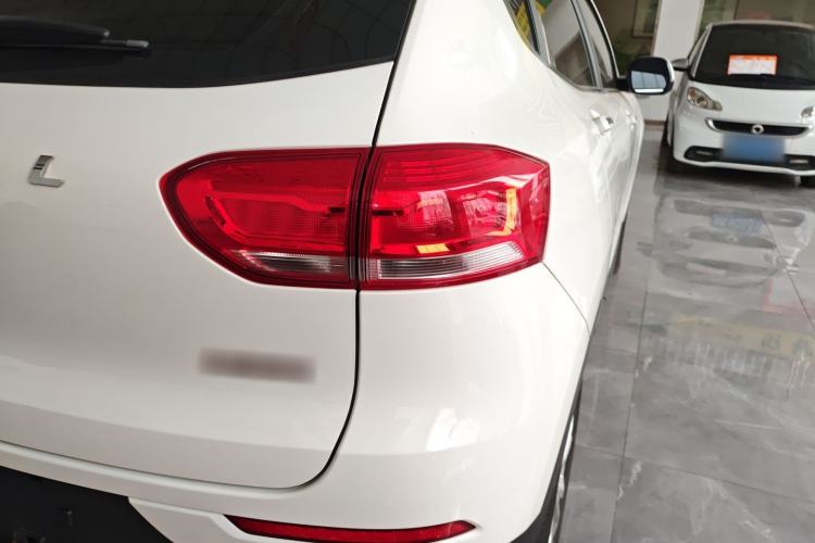 Used Haval H2s 2018 Red-Label 1.5T Dual-Clutch Fashion Edition