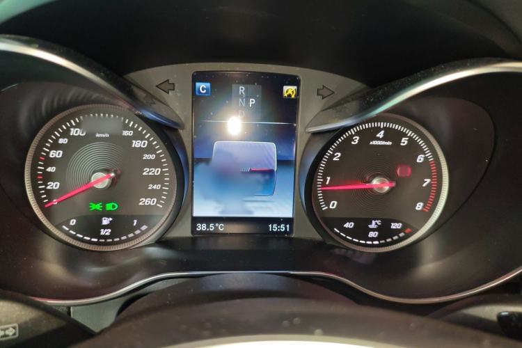 Used Mercedes-Benz GLC 2017 GLC 260 4MATIC Luxury Model