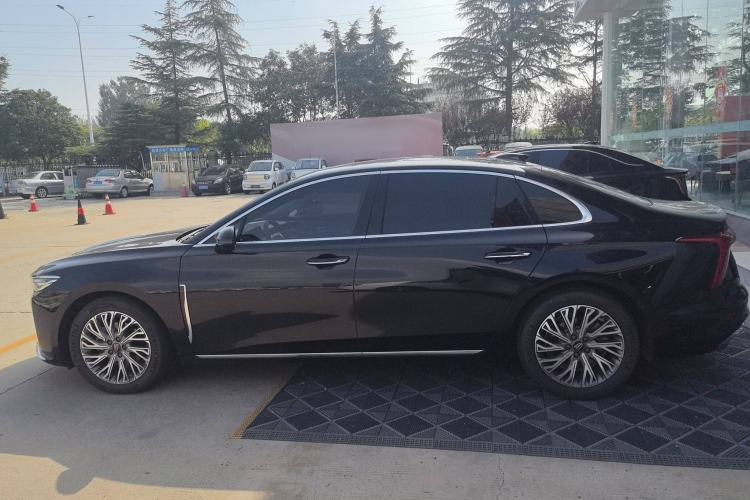 Used Hongqi H5 2023 2.0T Automatic Smart Connect Flagship Edition
