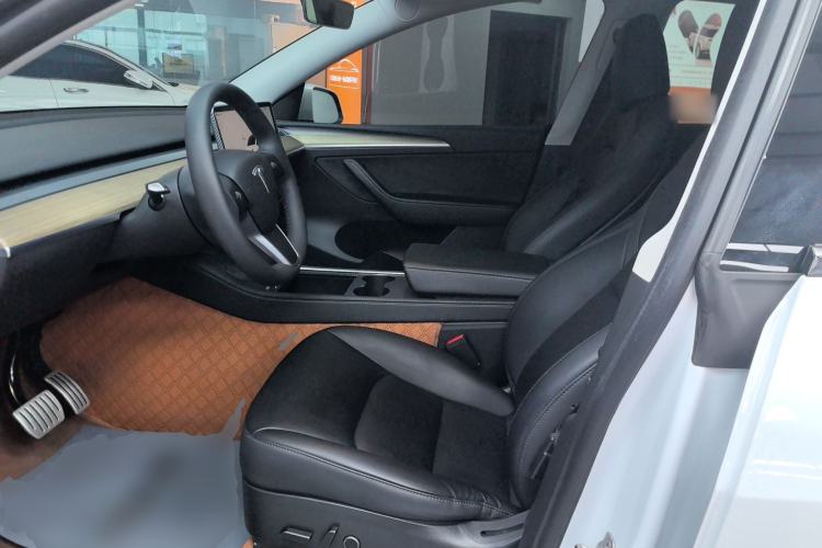 Used Tesla Model Y 2022 Performance High-Performance All-Wheel-Drive Version
