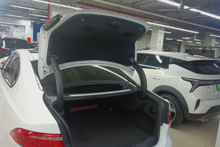 Used Jaguar XFL 2020 XFL 2.0T P200 Two-Wheel-Drive Elite Edition
