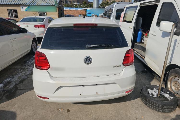 Used Volkswagen Polo 2014 1.4L Manual Fashion Edition