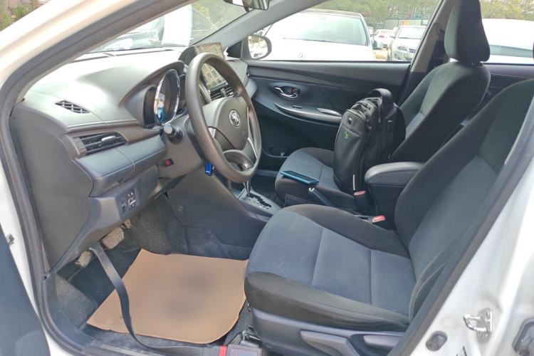 Used Toyota YARiS L 2015 1.5E Automatic Charm Edition