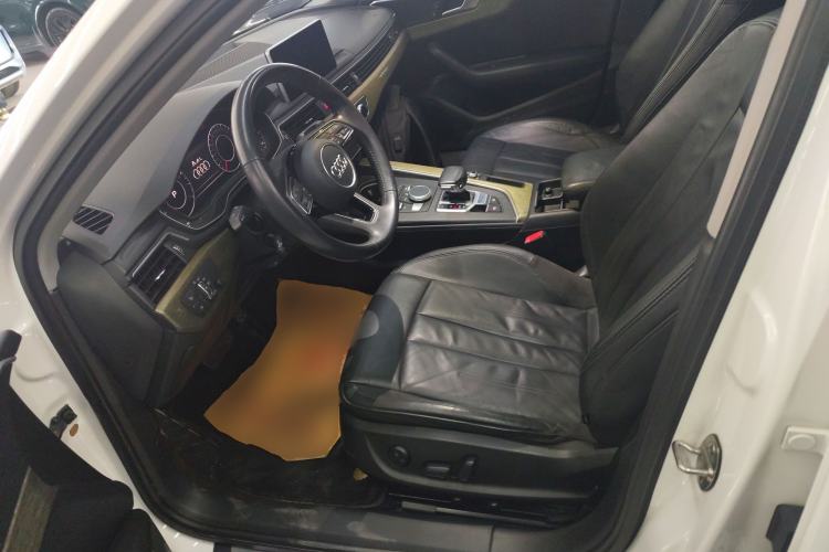 Used Audi A4L 2019 40 TFSI Fashion Edition China VI Emission Standard