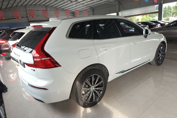 Used Volvo XC60 2021 T5 4x4 Smart Luxury Edition