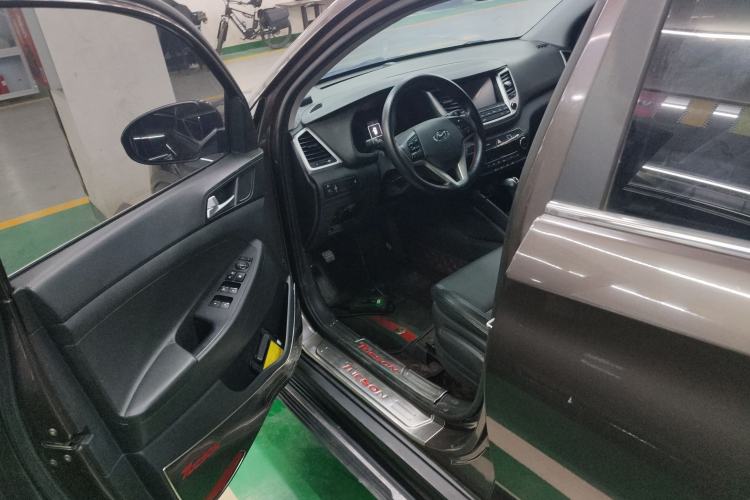 Used Hyundai Tucson 2015 1.6T Dual-Clutch Two-Wheel-Drive Smart Model