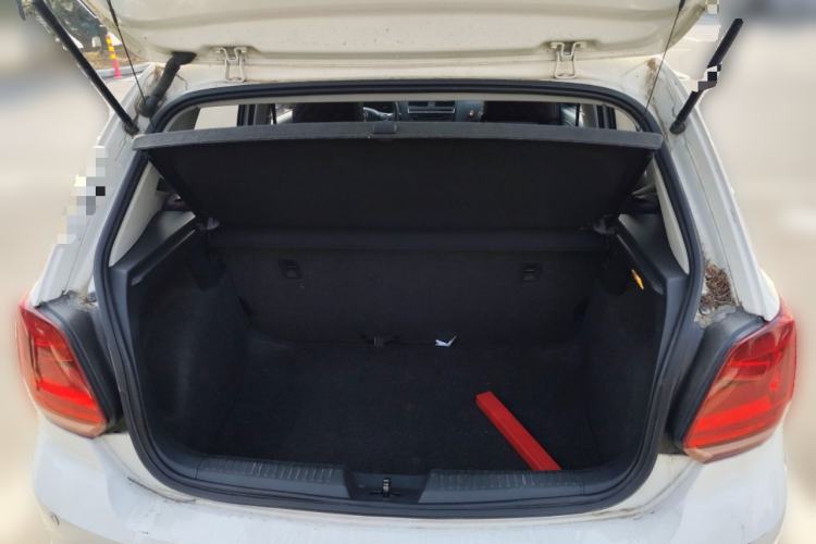 Used Volkswagen Polo 2014 1.4L Manual Fashion Edition
