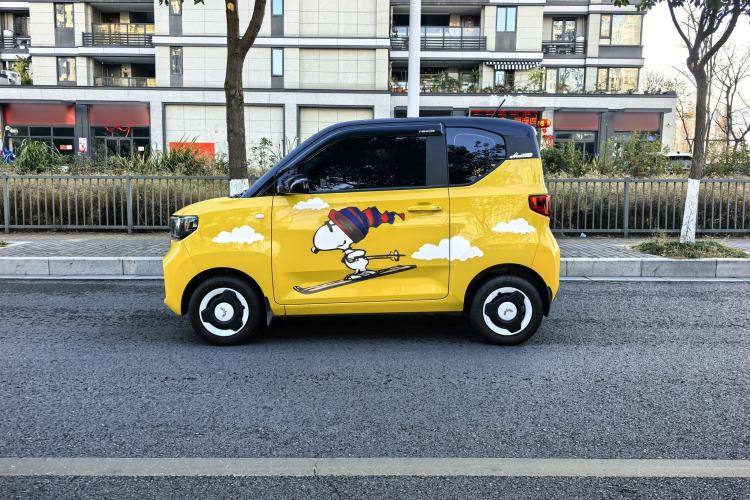 Used Wuling Hongguang MINIEV 2021 Macaron Premium Model – Lithium Iron Phosphate
