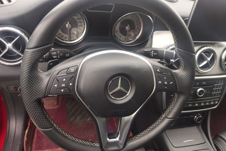 Used Mercedes-Benz GLA 2016 GLA 220 4MATIC Fashion Edition
