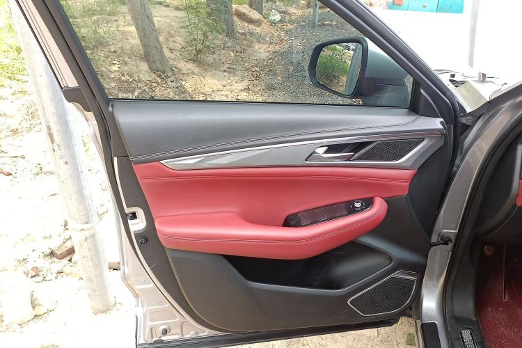 Used Changan CS85 COUPE 2021 1.5T DCT Luxury Edition
