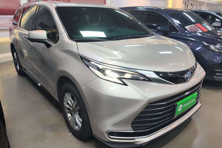 Used Toyota Sienna 2021 2.5L Hybrid Ultimate Edition
