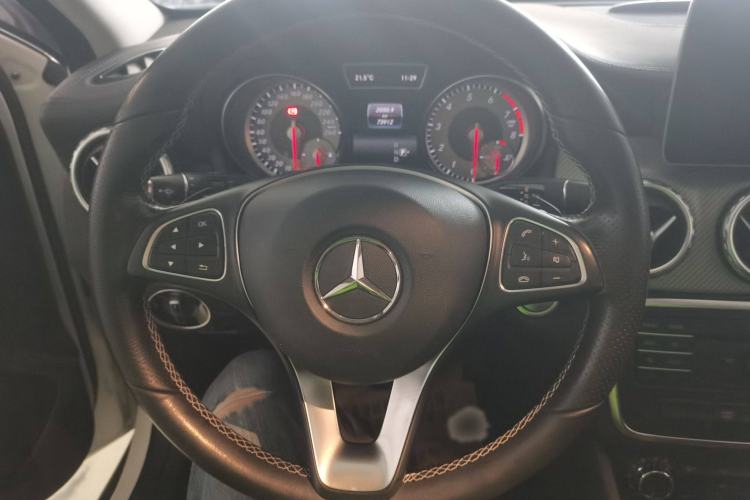 Used Mercedes-Benz GLA 2016 GLA 200 Fashion Model
