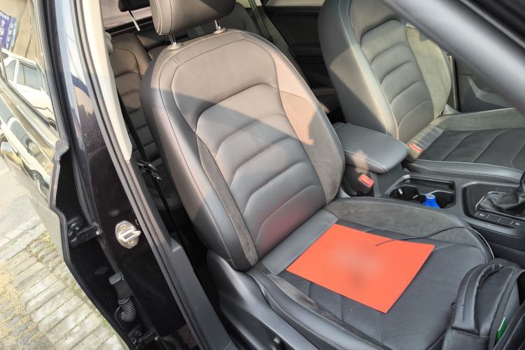 Used Volkswagen Tiguan L 2019 330TSI Automatic Two-Wheel Drive Panoramic Comfort Edition China VI Standard
