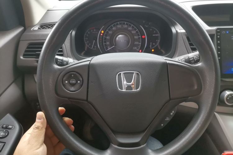 Used Honda CR-V 2015 2.0L 2WD Classic Edition