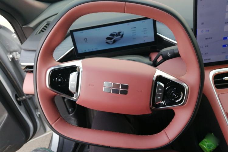 Used  L6 2025 EM-i 140km Starship Edition
