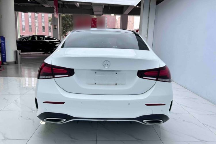 Used Mercedes-Benz A-Class 2022 Restyled A 200 L Sport Sedan Fashion Version
