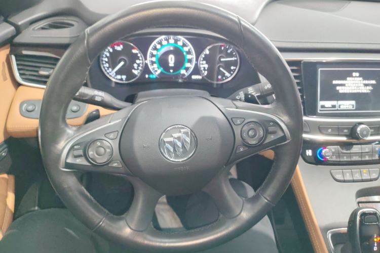 Used Buick LaCrosse 2016 28T Luxury Version