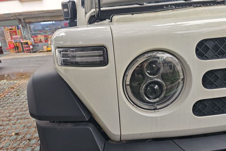 Used 212 T01 2024 2.0T Mechanic
