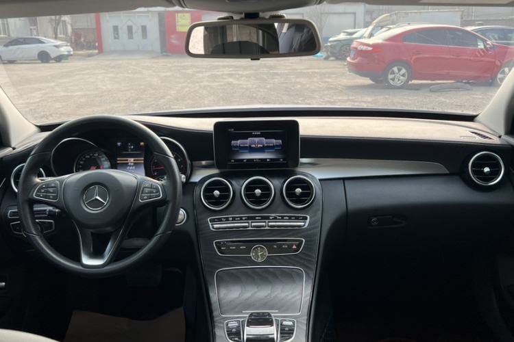 Used Mercedes-Benz C-Class 2017 Facelift C 200 L Sport Edition
