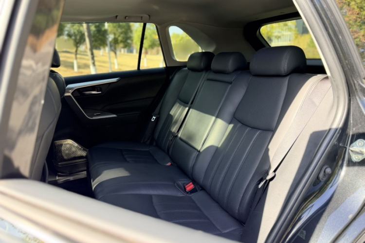 Used Toyota RAV4 2020 Dual-Engine 2.5L E-CVT Two-Wheel Drive Elite Edition
