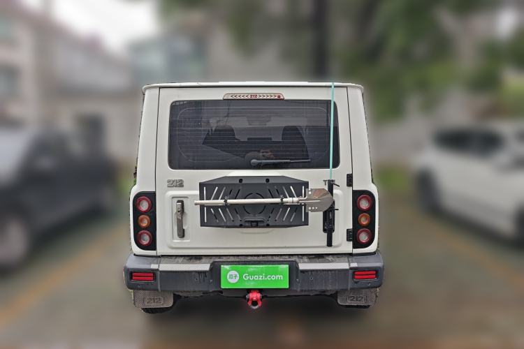 Used 212 T01 2024 2.0T Mechanic
