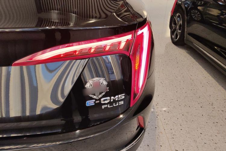 Used Hongqi E-QM5 2024 610 km PLUS
