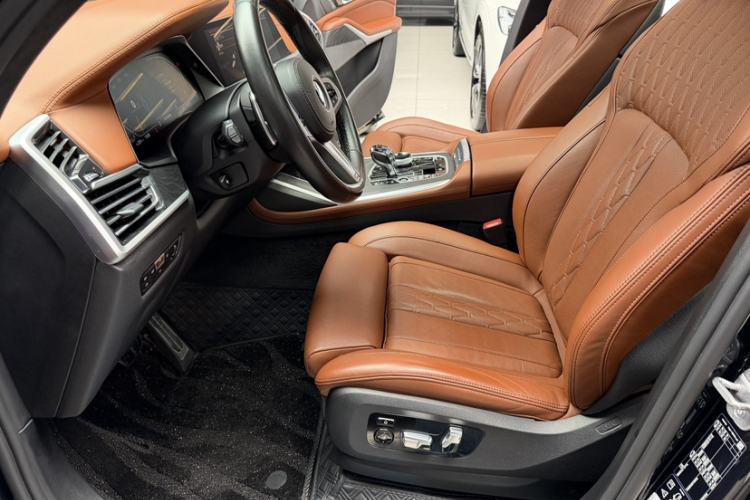 Used BMW X7 2022 xDrive40i Luxury M Sport Package