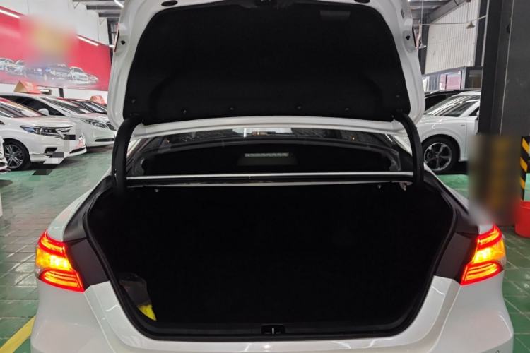 Used Toyota Camry 2021 2.0G Luxury Edition