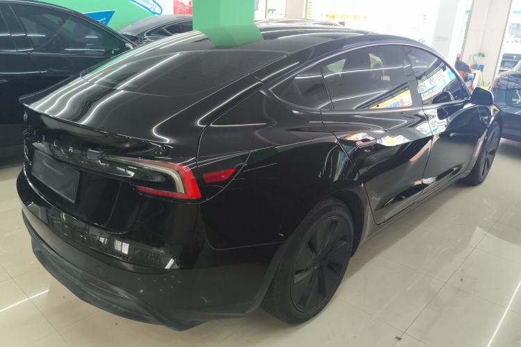 Used Tesla Model 3 2023 Rear-Wheel-Drive Version
