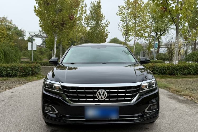 Used Volkswagen Passat 2020 330TSI Elite Edition China VI

