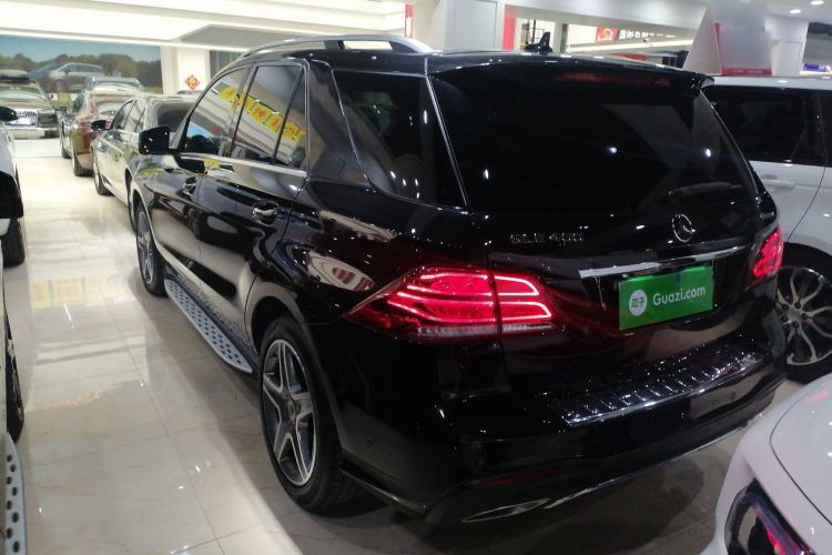 Used Mercedes-Benz GLE 2018 GLE 400 4MATIC Exclusive Edition
