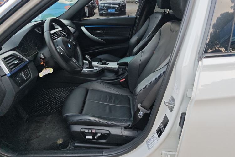 Used BMW 3 Series 2018 320i M Sport Package
