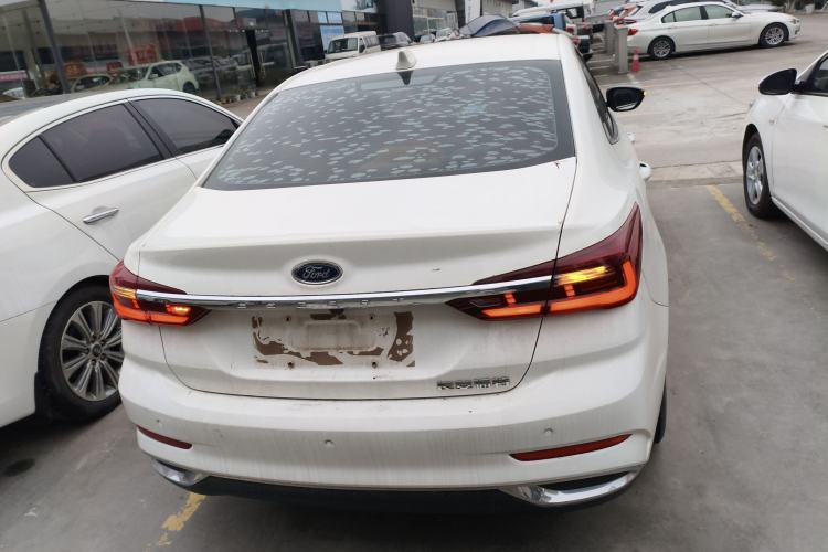 Used Ford Escort 2021 1.5L Automatic Diamond Edition