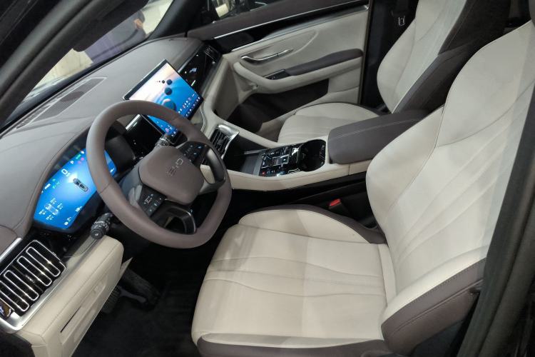 Used BYD Song PLUS New Energy 2025 EV 520km Luxury Version
